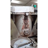 Tilting crucible furnace HINDENLANG, aluminium, gaz heated, 800 kg